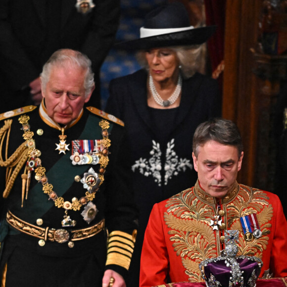 Le prince Charles, prince de Galles, et Camilla Parker Bowles, duchesse de Cornouailles - Arrivée et discours de l'ouverture officielle du Parlement à Londres, le 10 mai 2022. Ayant des problèmes de mobilité, la reine d'Angleterre est représentée par le prince de Galles. 