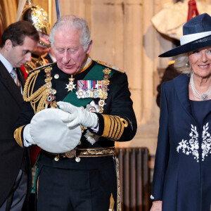 Le prince Charles, prince de Galles, et Camilla Parker Bowles, duchesse de Cornouailles - Arrivée au discours de l'ouverture officielle du Parlement à Londres, le 10 mai 2022. Ayant des problèmes de mobilité, la reine d'Angleterre est représentée par le prince de Galles. 