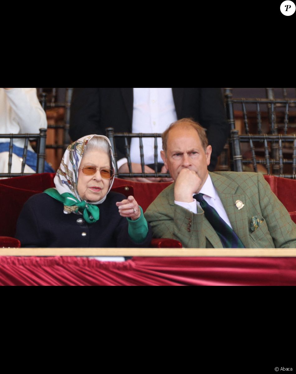 Elizabeth II et le prince Edward au Royal Windsor Horse Show le 13 mai 2022. Photo by Stephen Lock/I-Images/ABACAPRESS.COM