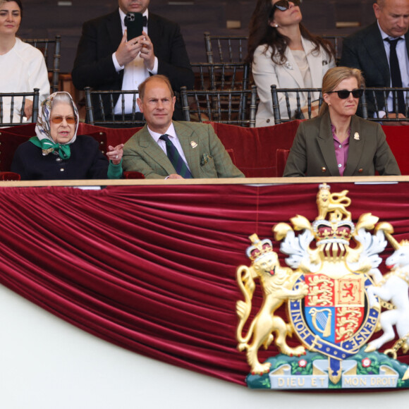 Elizabeth II et le prince Edward au Royal Windsor Horse Show le 13 mai 2022. Photo by Stephen Lock/I-Images/ABACAPRESS.COM