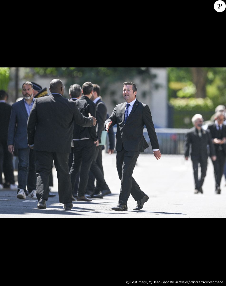 Karl Olive, maire de Poissy - Obsèques d'Antoine Alléno (fils du chef cuisinier français, trois étoiles au Guide Michelin Yannick Alléno) en la collégiale Notre-Dame de Poissy, France, le 13 mai 2022. © Jean-Baptiste Autissier/Panoramic/Bestimage