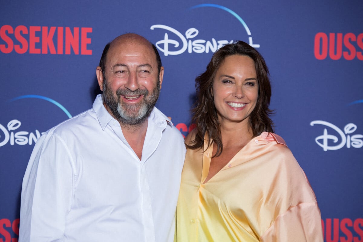 Kad Merad et Julia Vignali complices et amoureux : rare apparition du  couple pour une grande première - Purepeople