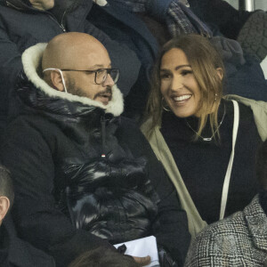 Vitaa et son mari Hicham Bendaoud, Nikola Karabatic - People lors de la huitième de finale aller de la Ligue des champions entre le PSG et le Real Madrid au Parc des Princes à Paris le 15 février 2022