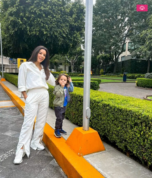 Eva Longoria avec son fils Santiago, fruit de son union avec l'homme d'affaires Jose Antonio Baston - Instagram