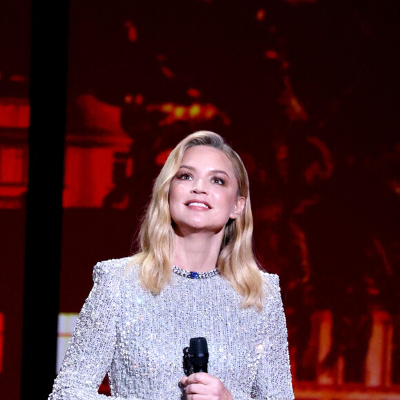 Virginie Efira (Maîtresse de cérémonie) - Cérémonie d'ouverture du 75ème Festival International du Film de Cannes. Le 17 mai 2022 © Borde-Jacovides-Moreau / Bestimage