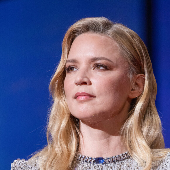 Virginie Efira (Maîtresse de cérémonie) - Cérémonie d'ouverture du 75ème Festival International du Film de Cannes. Le 17 mai 2022 © Borde-Jacovides-Moreau / Bestimage  Opening ceremony of the 75th Cannes International Film Festival. On may 17th 2022 