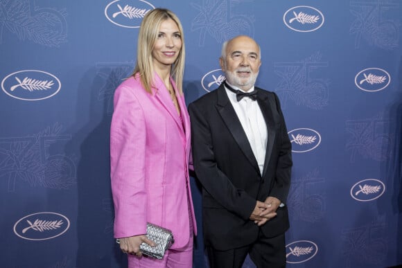 Gérard Jugnot et sa femme Patricia Campi - Photocall du dîner d'ouverture du 75ème Festival International du Film de Cannes au ... à Cannes. Le 17 mai 2022 © Borde-Jacovides-Moreau / Bestimage 