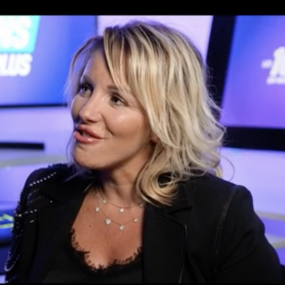Myriam Abel (Nouvelle Star) sur C8 pour "Les 10 émissions qui nous manquent le plus"