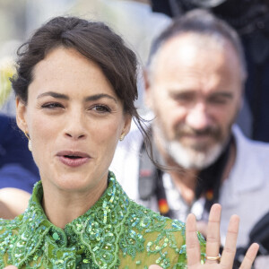 Bérénice Bejo - Photocall du film "Coupez ! (Final Cut )" lors du 75e festival annuel du film de Cannes au Palais des Festivals le 18 mai 2022 à Cannes, France. © Cyril Moreau/Bestimage