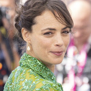 Bérénice Bejo - Photocall du film "Coupez ! (Final Cut )" lors du 75e festival annuel du film de Cannes au Palais des Festivals le 18 mai 2022 à Cannes, France. © Cyril Moreau/Bestimage