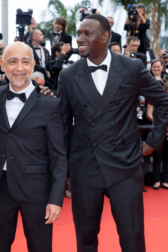 Mathieu Vadepied, Omar Sy - Montée des marches du film " Top Gun : Maverick " lors du 75ème Festival International du Film de Cannes. Le 18 mai 2022 © Olivier Borde / Bestimage 