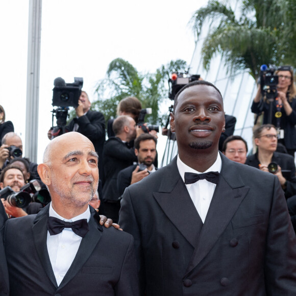 Mathieu Vadepied, Omar Sy - Montée des marches du film " Top Gun : Maverick " lors du 75ème Festival International du Film de Cannes. Le 18 mai 2022 © Olivier Borde / Bestimage 