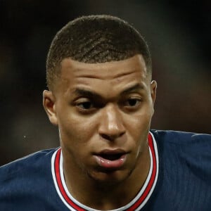 Kylian Mbappé (Paris Saint Germain) : Match Ligue 1 Uber Eats PSG Vs Lens au parc des princes à Paris © Aurelien Morissard / Panoramic / Bestimage