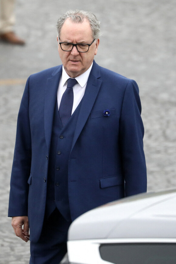 Le président de l'assemblée nationale Richard Ferrand - Le président français Emmanuel Macron durant la cérémonie de commémoration de la 77ème de la Victoire du 8 mai 1945, à l'Arc de Triomphe, Paris, France, le 8 mai 2022