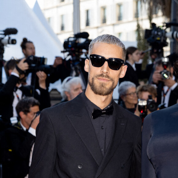 Vladimir Boudnikoff et sa compagne Aya Nakamura - Montée des marches du film " Armageddon Time " lors du 75ème Festival International du Film de Cannes. Le 19 mai 2022 © Cyril Moreau / Bestimage