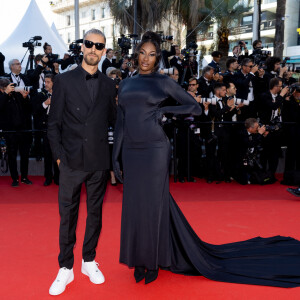 Vladimir Boudnikoff et sa compagne Aya Nakamura - Montée des marches du film " Armageddon Time " lors du 75ème Festival International du Film de Cannes. Le 19 mai 2022 © Cyril Moreau / Bestimage