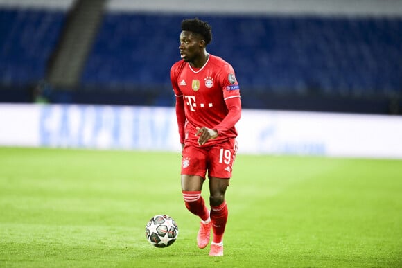 Alphonso Davies (Bayern de Munich) lors du match de quart de finale de la Ligue des Champions opposant le Paris Saint-Germain au Bayern Munich au Parc des Princes à Paris, France, le 13 avril 2021. Le Paris Saint-Germain (PSG) qualifié en demi-finale malgré sa défaite 1-0 contre le Bayern Munich. © Jean-Baptiste Autissier/Panoramic/Bestimage