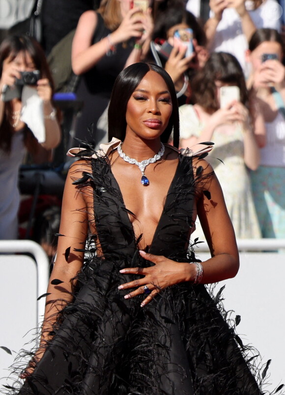 Naomi Campbell - Montée des marches du film " Heojil Kyolshim (Decision To Leave) " lors du 75ème Festival International du Film de Cannes. Le 23 mai 2022 © Dominique Jacovides / Bestimage 