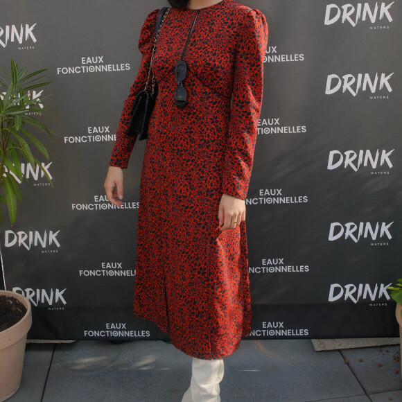 Exclusif - Agathe Auproux - Soirée de lancement de la gamme de boissons "Drink Waters" au restaurant Créatures sur le rooftop des Galeries Lafayette à Paris le 9 mai 2022. © Clovis-Bellak/Bestimage 