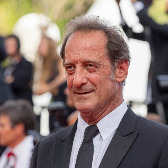 Vincent Lindon - Montée des marches du film " Broker (Les bonnes étoiles) " lors du 75ème Festival International du Film de Cannes. Le 26 mai 2022 © Olivier Borde / Bestimage