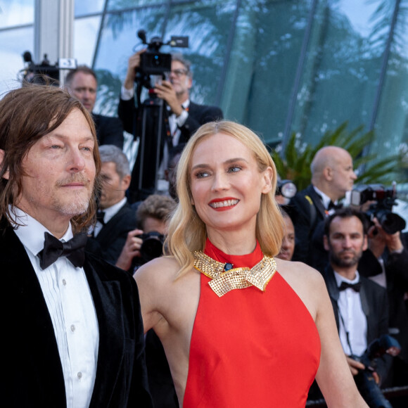 Norman Reedus et sa compagne Diane Kruger (Robe Oscar de la Renta) - Montée des marches du film " L'Innocent " lors du 75ème Festival International du Film de Cannes. Le 24 mai 2022 © Olivier Borde / Bestimage 