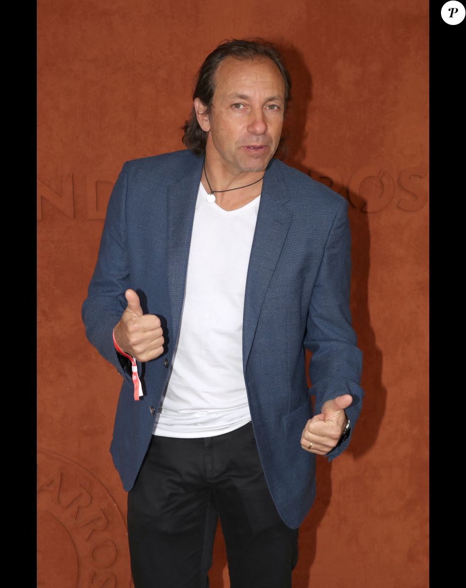 Philippe Candeloro au village (Jour 3) lors des Internationaux de France de Tennis de Roland Garros 2022, à Paris, France, le 24 mai 2022. © Bertrand Rindoff/Bestimage