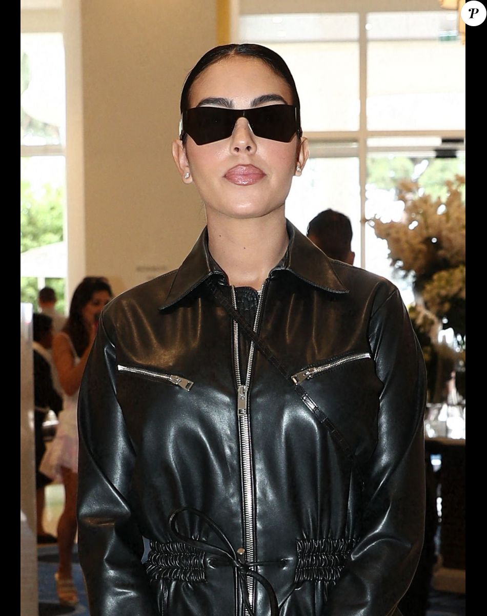 Georgina Rodriguez (la compagne de C. Ronaldo) arrive à l'hôtel "Martinez" lors du 75ème Festival International du Film de Cannes, le 25 mai 2022. © Tiziano Da Silva/Bestimage
