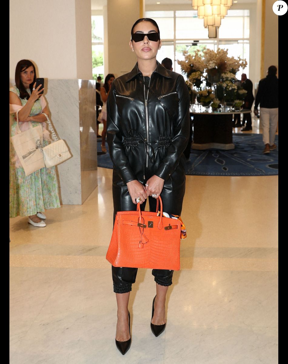 Georgina Rodriguez (la compagne de C. Ronaldo) arrive à l'hôtel "Martinez" lors du 75ème Festival International du Film de Cannes, le 25 mai 2022. © Tiziano Da Silva/Bestimage