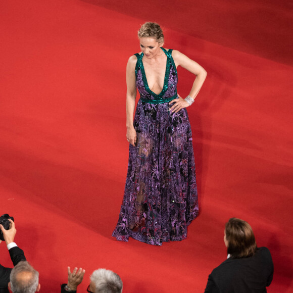 Claire Keim (Charlotte Tilbury pour le maquillage, Dessange pour la coiffure, Bijoux Boucheron, Robe Elie Saab, Chaussures Jimmy Choo) - Montée des marches du film " Stars At Noon " lors du 75ème Festival International du Film de Cannes. Le 25 mai 2022 © Pool / Bestimage 