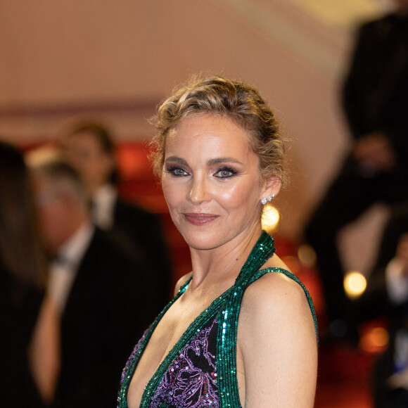 Claire Keim (Charlotte Tilbury pour le maquillage, Dessange pour la coiffure, Bijoux Boucheron, Robe Elie Saab, Chaussures Jimmy Choo) - Montée des marches du film " Stars At Noon " lors du 75ème Festival International du Film de Cannes. Le 25 mai 2022 © Cyril Moreau / Bestimage