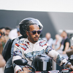 Lewis Hamilton répond aux journalistes avant le Grand Prix de F1 de Monaco prévue le 29 mai 2022. Monaco. Le 27 mai 2022.