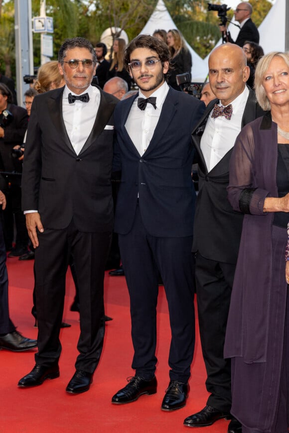 Pascal Elbé et son fils Léo, guest - Montée des marches du film " Mascarade " lors du 75ème Festival International du Film de Cannes. Le 27 mai 2022 © Olivier Borde / Bestimage 