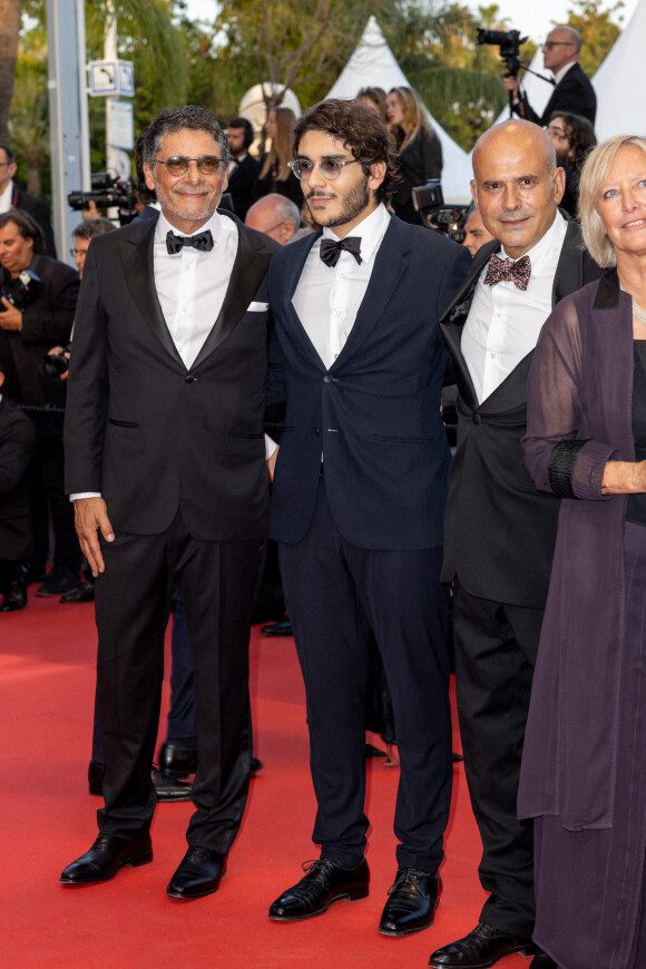 Pascal Elbé et son fils Léo, guest - Montée des marches du film " Mascarade " lors du 75ème Festival International du Film de Cannes. Le 27 mai 2022 © Olivier Borde / Bestimage 