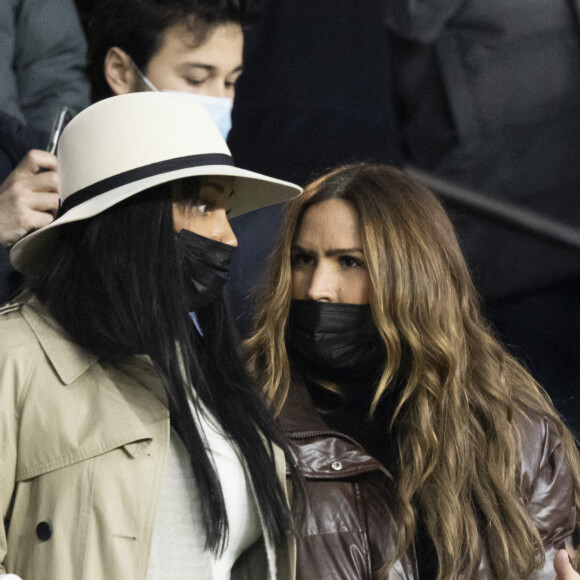 Demdem et Vitaa - People au match de Ligue 1 Uber Eats "PSG contre Monaco (2-0)" au Parc des Princes à Paris le 12 décembre 2021. © Cyril Moreau/Bestimage 