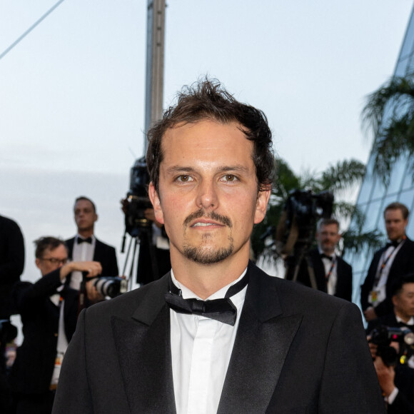 Juan Arbelaez - Montée des marches du film " Mascarade " lors du 75ème Festival International du Film de Cannes. Le 27 mai 2022 © Olivier Borde / Bestimage