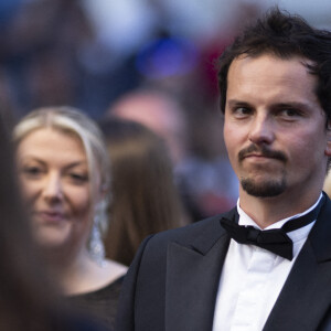Juan Arbelaez - Montée des marches du film " Mascarade " lors du 75ème Festival International du Film de Cannes. Le 27 mai 2022 © Cyril Moreau / Bestimage