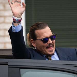 Johnny Depp - J.Depp et A.Heard quittent séparément le tribunal de Fairfax lors du procès intenté par l'acteur contre son ex-femme pour diffamation.