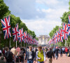 Illustration des rues de Londres aux couleurs du jubilé de platine de la reine Elisabeth II d'Angleterre. Le 1er juin 2022 