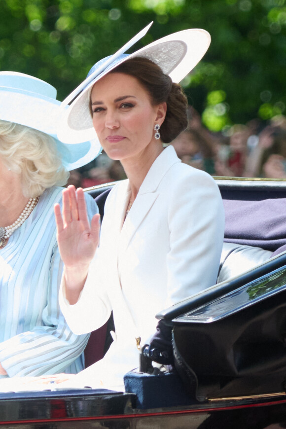 Catherine Kate Middleton, duchesse de Cambridge - Les membres de la famille royale lors de la parade militaire "Trooping the Colour" dans le cadre de la célébration du jubilé de platine de la reine Elizabeth II à Londres le 2 juin 2022.  2 June 2022. The Duchess of Cambridge see on the Mall during the Trooping of the colour 2022 