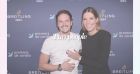 Laury Thilleman réapparaît après la rupture avec Juan Arbelaez : elle s'affiche souriante et radieuse
