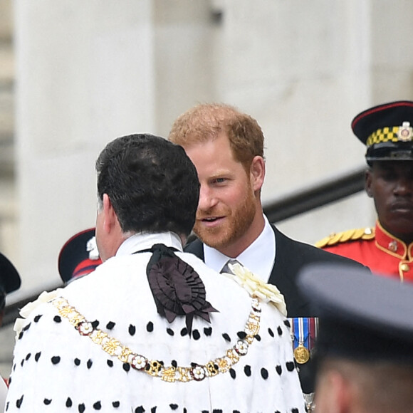 Le prince Harry, duc de Sussex et Meghan Markle, duchesse de Sussex - Les membres de la famille royale et les invités lors de la messe célébrée à la cathédrale Saint-Paul de Londres, dans le cadre du jubilé de platine (70 ans de règne) de la reine Elisabeth II d'Angleterre. Londres, le 3 juin 2022.