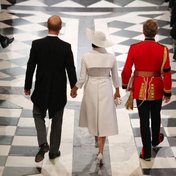 Le prince Harry, duc de Sussex, et Meghan Markle, duchesse de Sussex - Les membres de la famille royale et les invités lors de la messe célébrée à la cathédrale Saint-Paul de Londres, dans le cadre du jubilé de platine (70 ans de règne) de la reine Elisabeth II d'Angleterre. Londres, le 3 juin 2022.