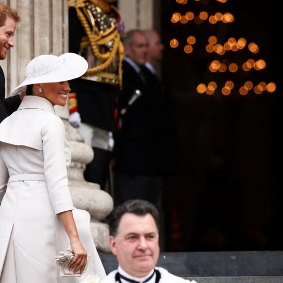 Le prince Harry, duc de Sussex et Meghan Markle, duchesse de Sussex - Les membres de la famille royale et les invités lors de la messe célébrée à la cathédrale Saint-Paul de Londres, dans le cadre du jubilé de platine (70 ans de règne) de la reine Elisabeth II d'Angleterre. Londres, le 3 juin 2022.