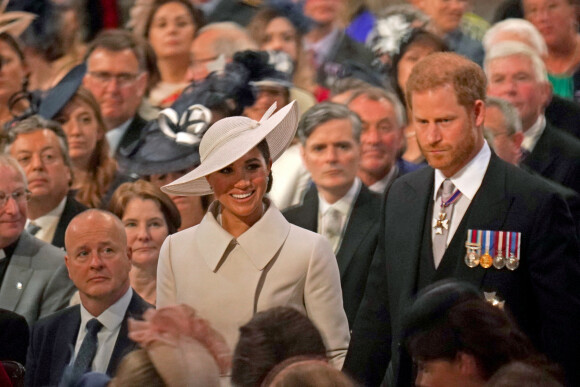 Le prince Harry, duc de Sussex et Meghan Markle, duchesse de Sussex - Les membres de la famille royale et les invités lors de la messe célébrée à la cathédrale Saint-Paul de Londres, dans le cadre du jubilé de platine (70 ans de règne) de la reine Elisabeth II d’Angleterre. Londres, le 3 juin 2022.  The Duke and Duchess of Sussex arriving for the National Service of Thanksgiving at St Paul's Cathedral, London, on day two of the Platinum Jubilee celebrations for Queen Elizabeth II. Picture date: Friday June 3, 2022. 