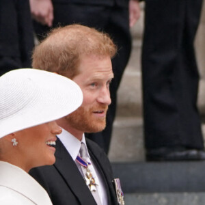 Le prince Harry, duc de Sussex, et Meghan Markle, duchesse de Sussex - Les membres de la famille royale et les invités lors de la messe célébrée à la cathédrale Saint-Paul de Londres, dans le cadre du jubilé de platine (70 ans de règne) de la reine Elisabeth II d'Angleterre. Londres, le 3 juin 2022.