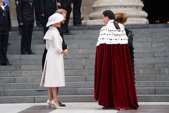 Le prince Harry, duc de Sussex, et Meghan Markle, duchesse de Sussex - Les membres de la famille royale et les invités lors de la messe célébrée à la cathédrale Saint-Paul de Londres, dans le cadre du jubilé de platine (70 ans de règne) de la reine Elisabeth II d'Angleterre. Londres, le 3 juin 2022.