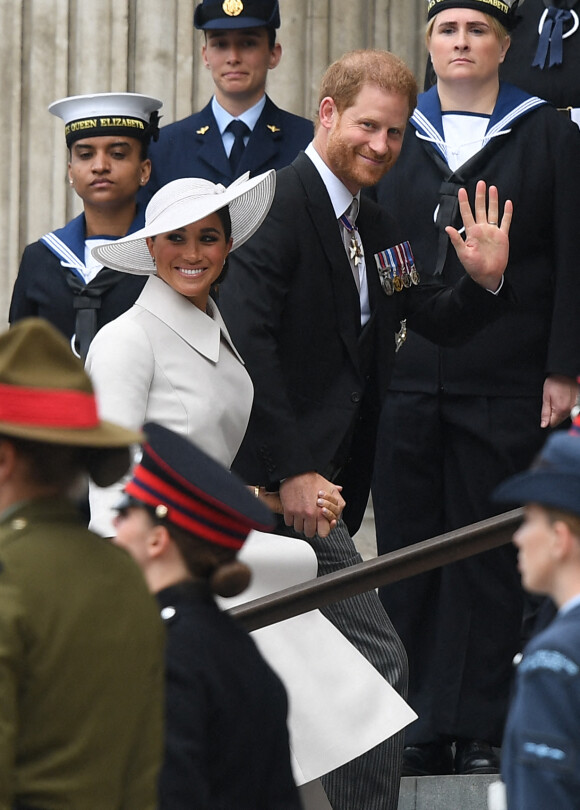 Le prince Harry, duc de Sussex, et Meghan Markle, duchesse de Sussex - Les membres de la famille royale et les invités lors de la messe célébrée à la cathédrale Saint-Paul de Londres, dans le cadre du jubilé de platine (70 ans de règne) de la reine Elisabeth II d'Angleterre. Londres, le 3 juin 2022.