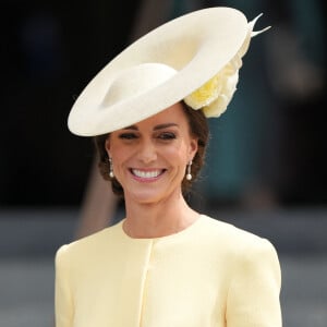 Catherine (Kate) Middleton, duchesse de Cambridge, - Les membres de la famille royale et les invités à la sortie de la messe du jubilé, célébrée à la cathédrale Saint-Paul de Londres, Royaume Uni.