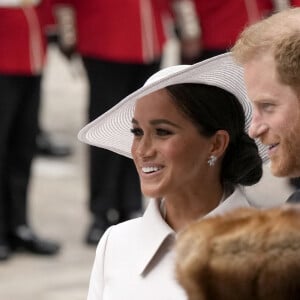 Le prince Harry, duc de Sussex, et Meghan Markle, duchesse de Sussex - Les membres de la famille royale et les invités lors de la messe du jubilé, célébrée à la cathédrale Saint-Paul de Londres, Royaume Uni, le 3 juin 2022. © Avalon/Panoramic/Bestimage 