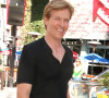 Jack Wagner arrive à l'émission "Extra" à Universal City, le 14 mai 2014  Celebrities at Universal Studios to do an interview for the show EXTRA in Universal City, California on May 14, 2014